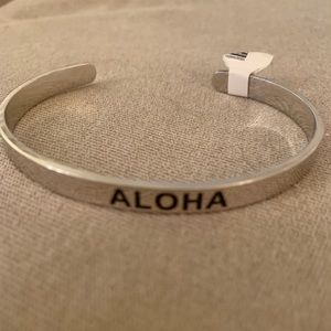 Aloha Bangle Bracelet Silver